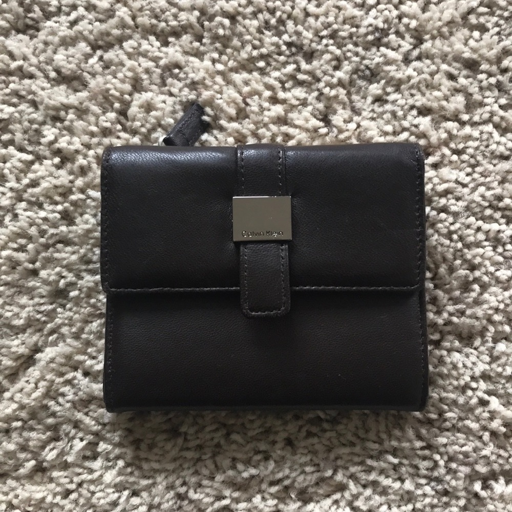 SOLD 🌟 [Bundle 10 for $25] 🟡 CK wallet - Picture 3 of 9